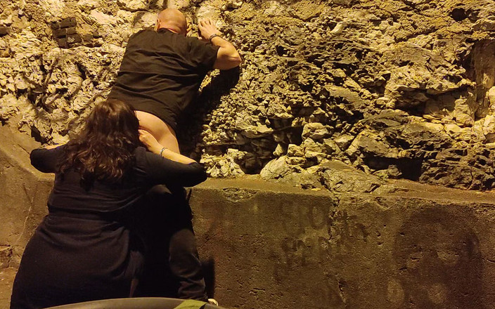 Toilet Mommy: Upuść na kolana i czcić mój pieprzony odbyt, abym mógł...