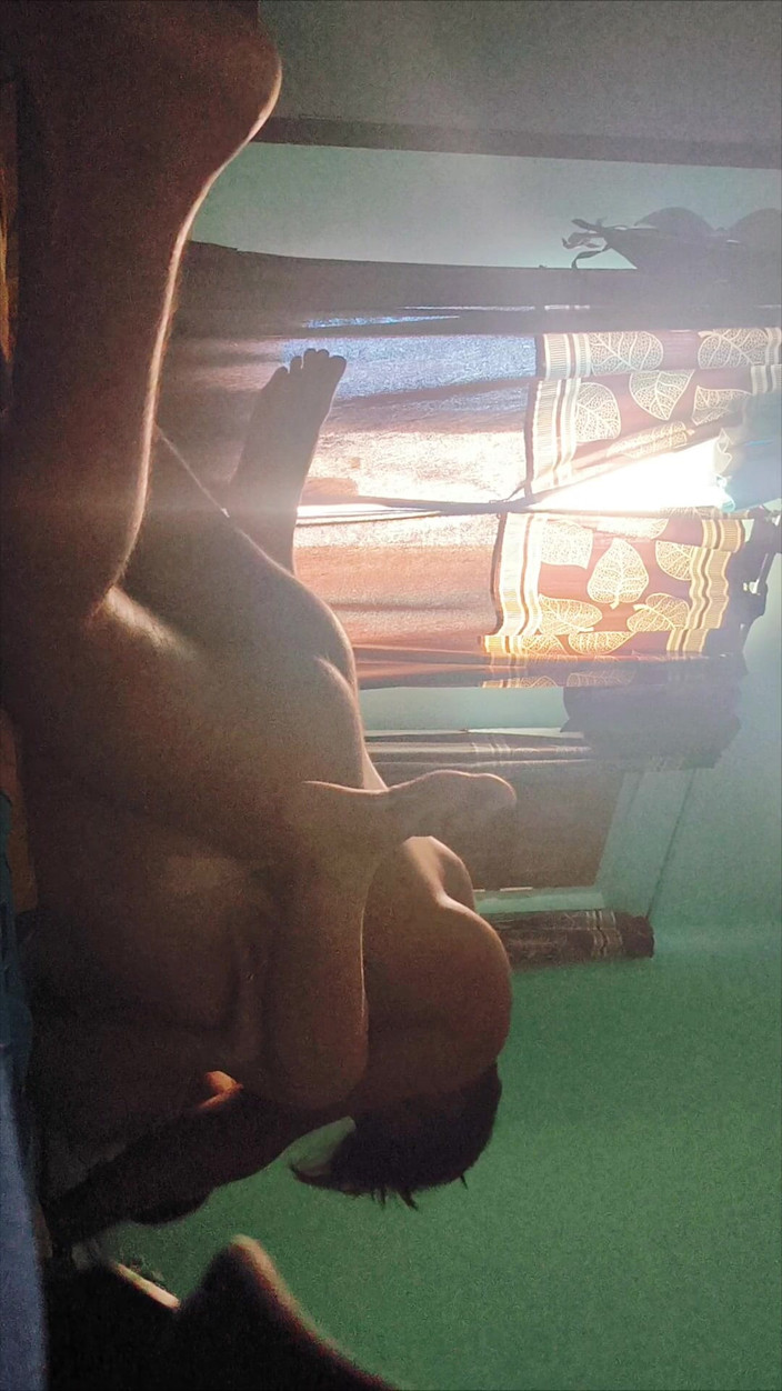 wildindians: 그녀의 생일에 여친 따먹기