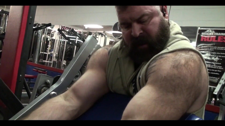 Will Angell: Bis e pits