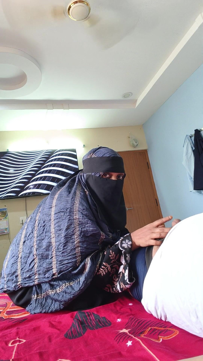 Nasajju5: Indian Muslim Telugu Girl with Patien