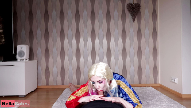 BellaBates: Harley Quinn chytí batmana