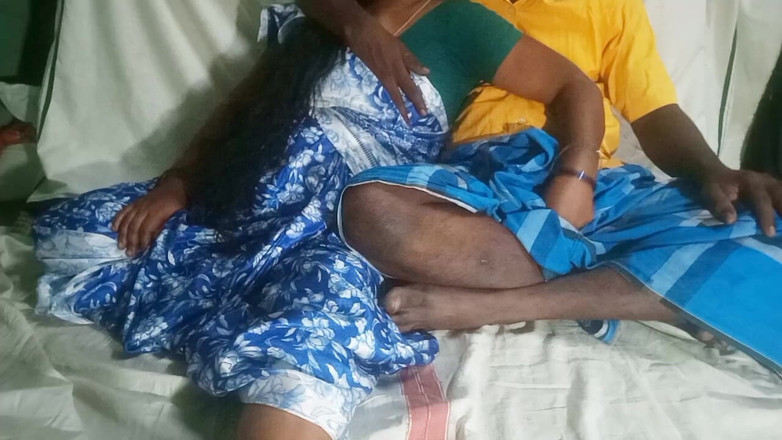 Desi Sathiya: Индийская дези симпатичная жена муж наслаждается романтическим моментом