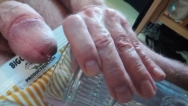 Hairyartist: Daniel devient mon jouet 3