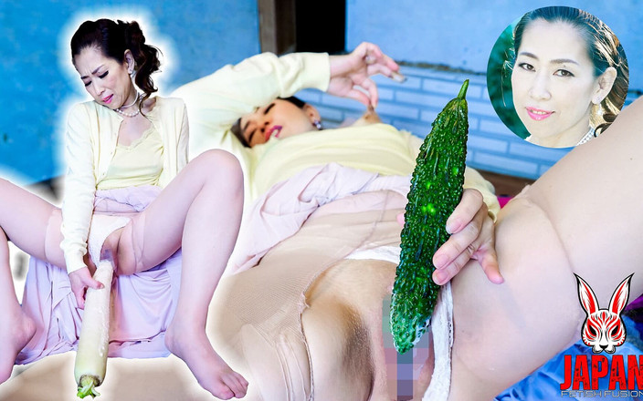 Japan Fetish Fusion: En GILF, Reika Ono's Naughty Secret: Mature Woman's Sensual Vegetable...
