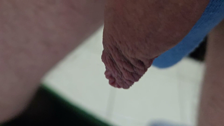 Onwdomu3: Kulup makro panjang kencing