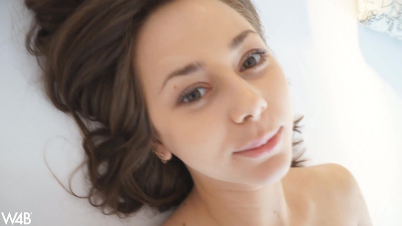 Watch4beauty: Comfy Cushion