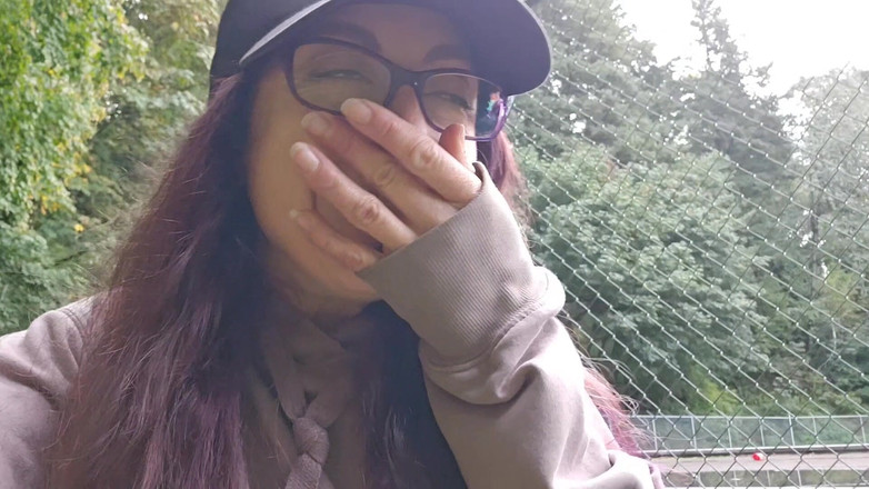 Nerdy_faery: 오줌 싸기 위해 나와 함께 걷다