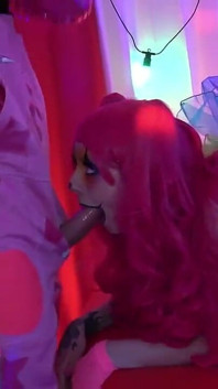 Gel pembe yarak çılgın palyaçolarına katıl