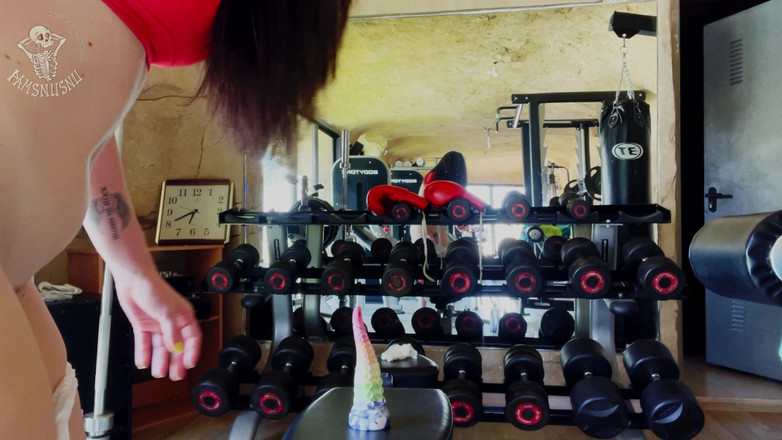 Pamsnusnu: Kötü bir ejderhayla götümü biraz esnetiyorum