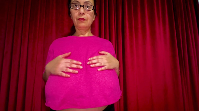 VeeVee Vixen: Schlampe in einem kurzen t-shirt