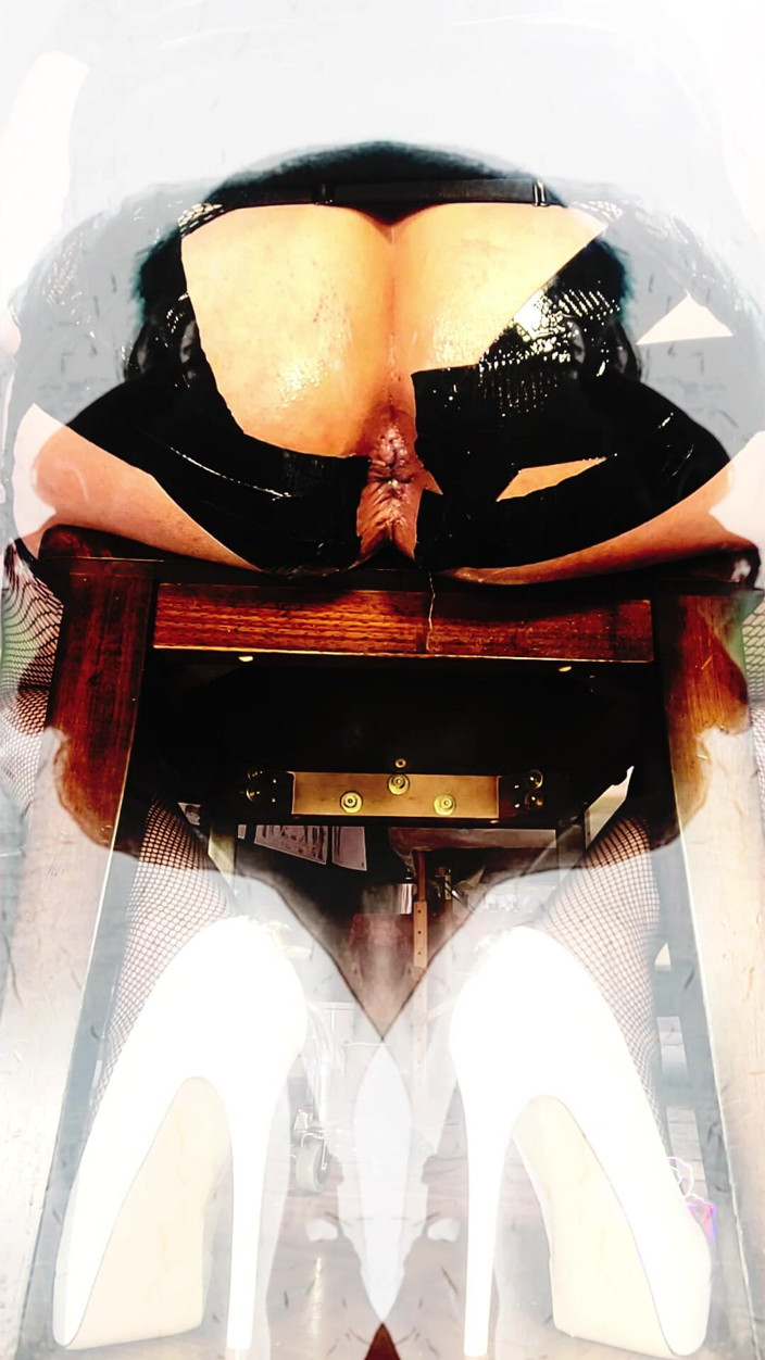kandiKane: Kandi Kane Anal Fetish In Stripper Heels