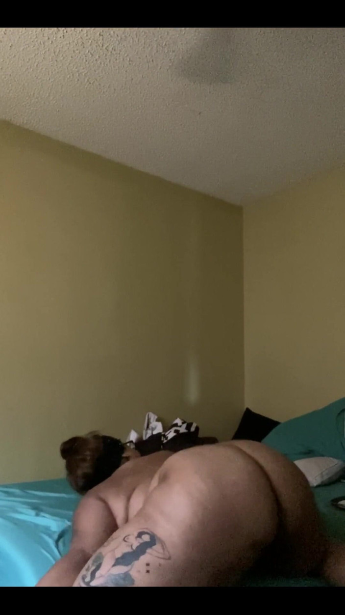 Biggdebbie solo: Watch Alll the Way