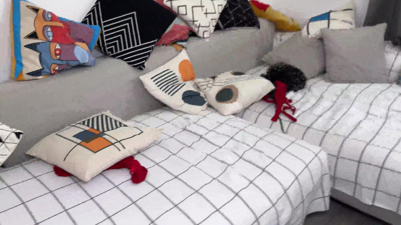 Mad Productions: 50 साल से अधिक उम्र की आकर्षक सौतेली मम्मी चूत में वीर्य लेती है