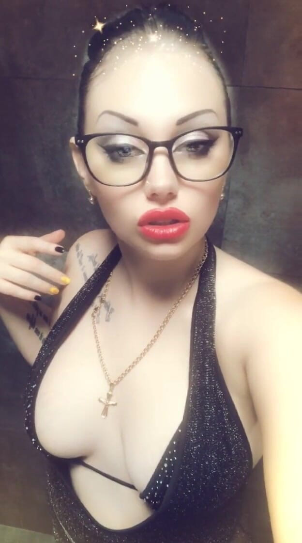 Goddess Misha Goldy: Lass uns reden