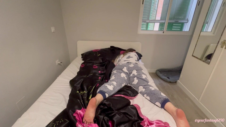 Your fantasy studio: Manhã peida de pijama