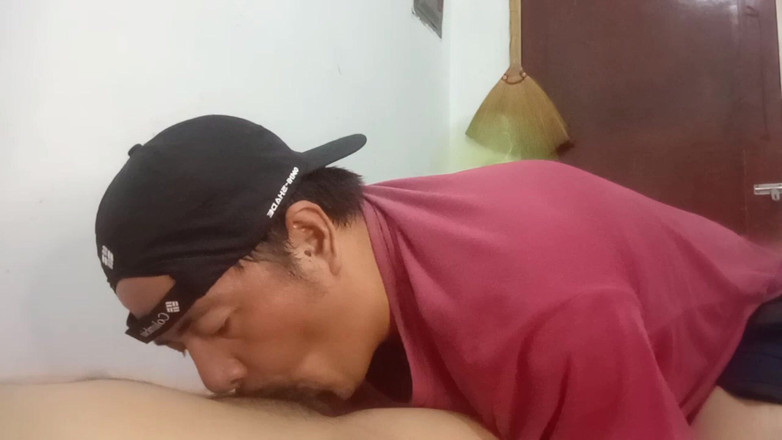 Talahib23: 치즈와 섞인 자지를 딥쓰롯하는 것이 너무 맛있습니다.