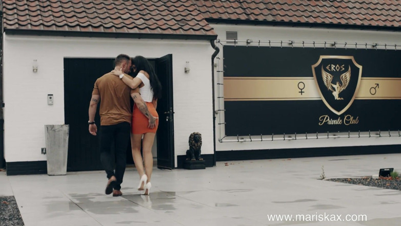 Mariska x: Anale creampie voor Julia De Lucia