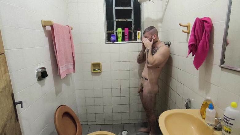 carmonaoficial: Getting Ready to Work Haha
