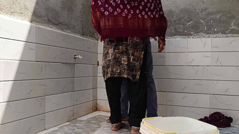 Bhabhi UP: The Husband Had Gone Out