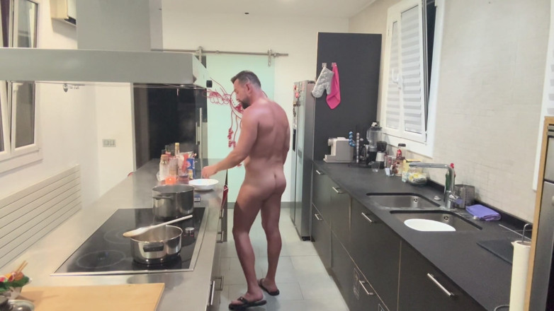 Pablo Pixx: Nude Italian Chef Cooking Spaghetti