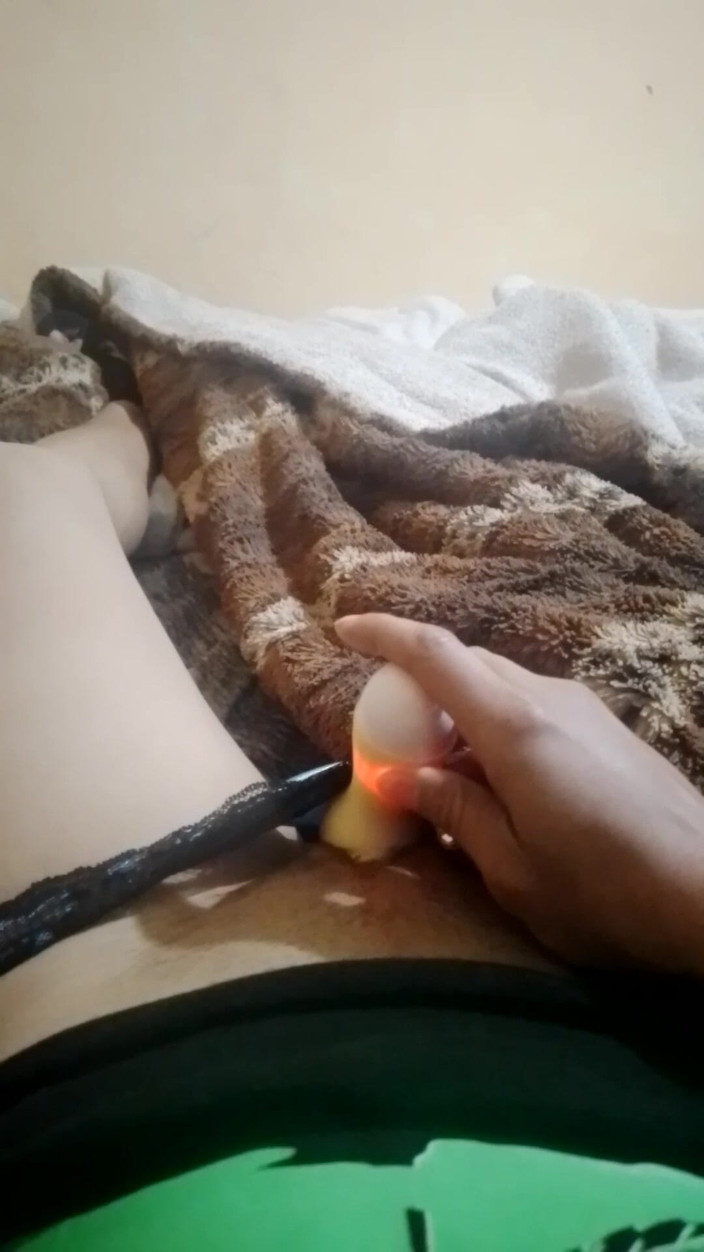 Moon bonny: Masturbation