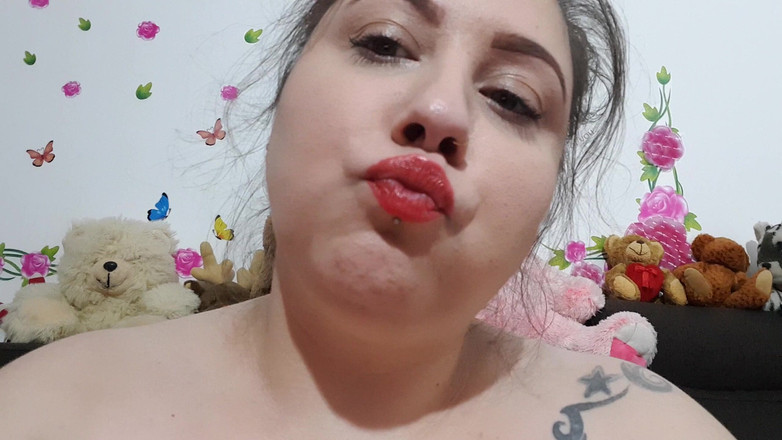 LoraBbw: Czerwona szminka