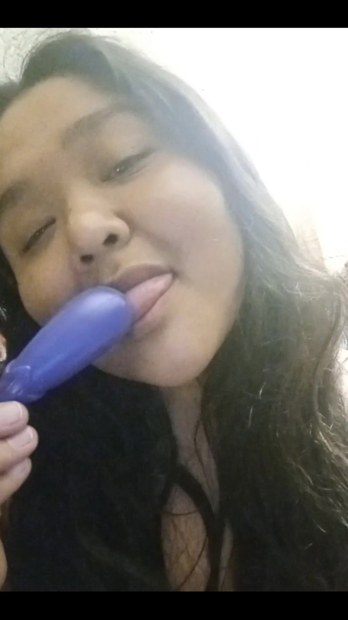 DeesDeepThroat: Grrl Interrompida