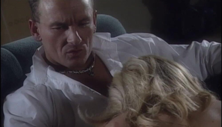 GOLDLIGHT - OFFICIAL: Blonde Duitse hete stiefmoeder babe berijdt dikke lul in klassieke...