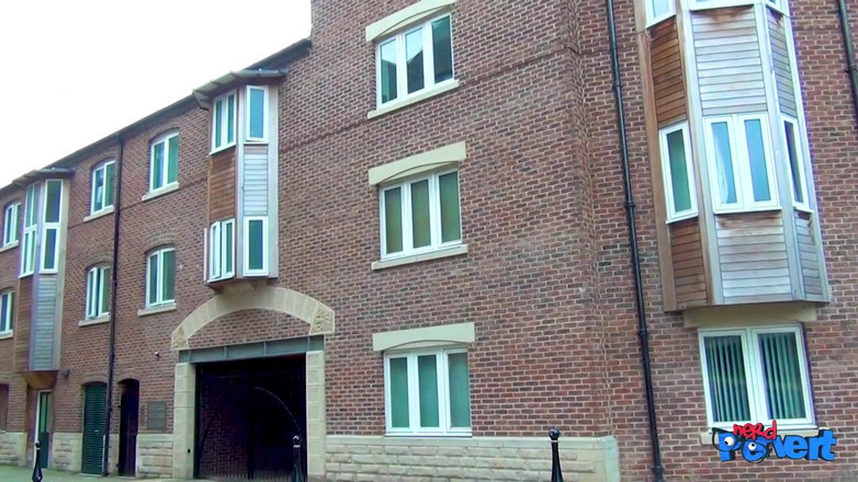 Nerd Pervert: 에이프릴 인형 더블 화이트 크리스마스