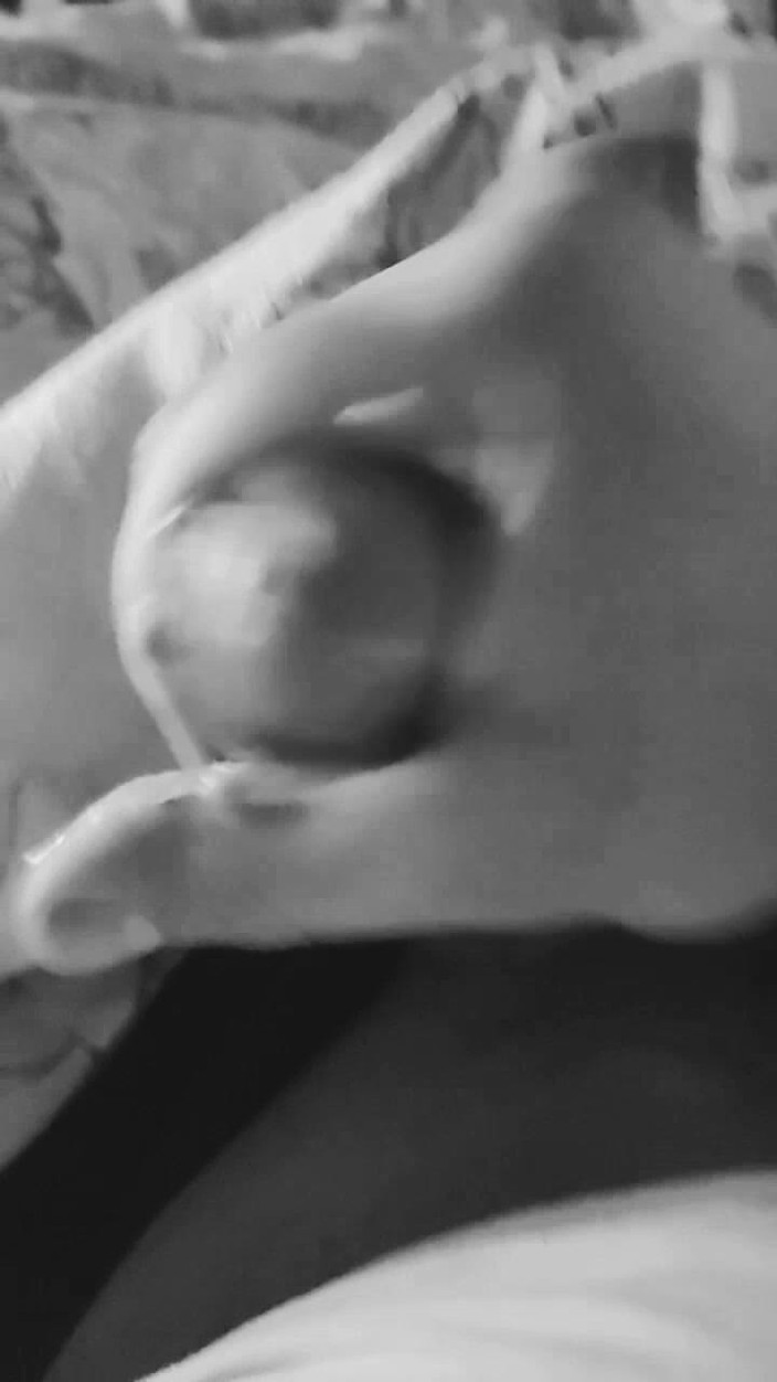 BB inneuhier: Koukání na porno, vzrušování