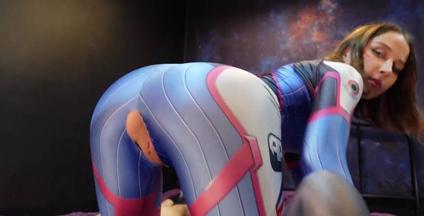 MySchoolLife: D.va From Overwatchin