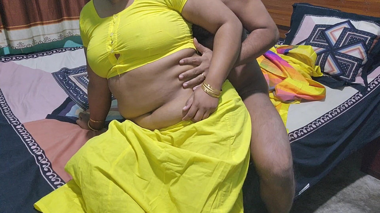 Akhi moni: Bini Garmin seksi dengan suami berkongkek di dalam rumah... bahagian 01