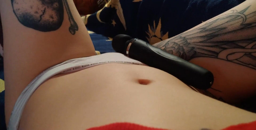 HellENXxOo: Třesoucí se skutečný ženský orgasmus