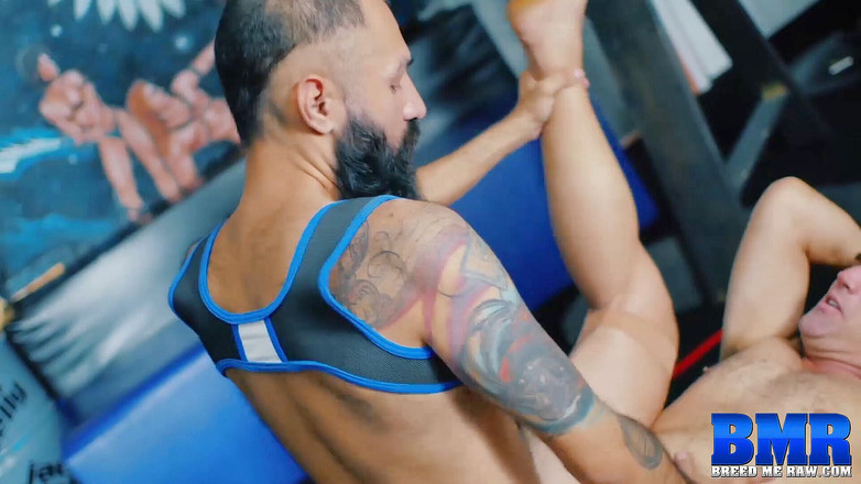 Breed Me Raw: Breedmeraw - getatoeëerde top xandrex fokt onderdanige bot