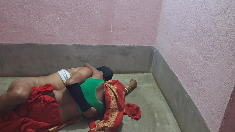 Trilokinath: 남편과 마누라를 따먹는 수하그라트 Ki 빠른 시간 행복한 순간