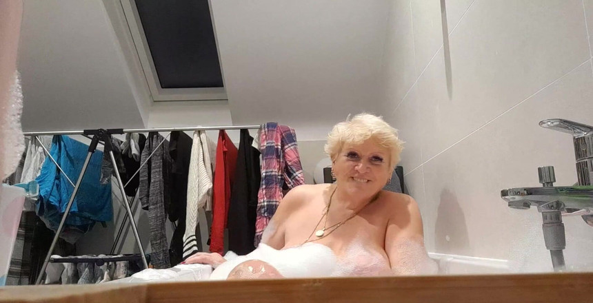 Uk Joolz: Koupel s Joolzem