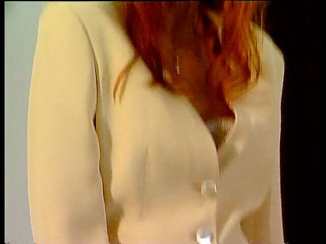 Lucky Cooch: Awek comel berambut merah adalah sempurna