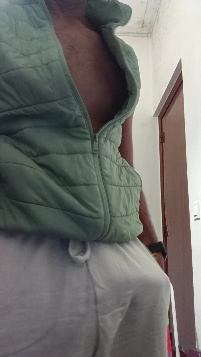 Boy top Amador: I Went to the Supermarket Like That, and People Kept...