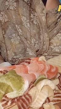 Desi Indian Sexy Bhabhi Rides Her Boyfriend's Dick Hard