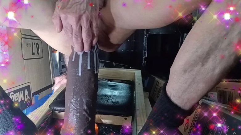 Elgloton: Al Ghiottone Piace Essere Sepolto in Profondità