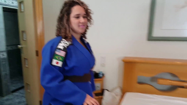 FetishKing: Feet Fight Girls Extreme Humilation - Learn with Specialist Sweet Girl
