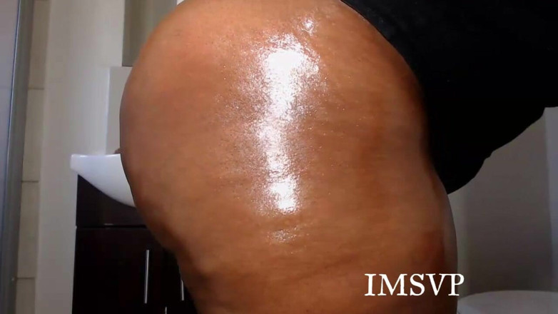 Big black clapping booties: jack off to my inexplicable ass oiled up and clapping,...