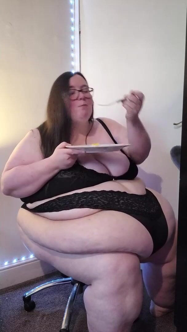 SSBBWLadyBrads: Brânza bunătate nouă