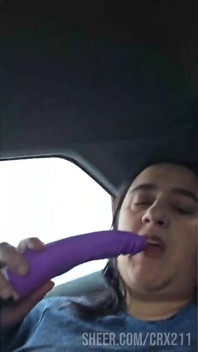 Mature Girl Masturbating in the Car
