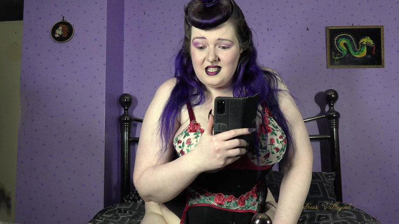 Mxtress Valleycat: Trapped by Tease