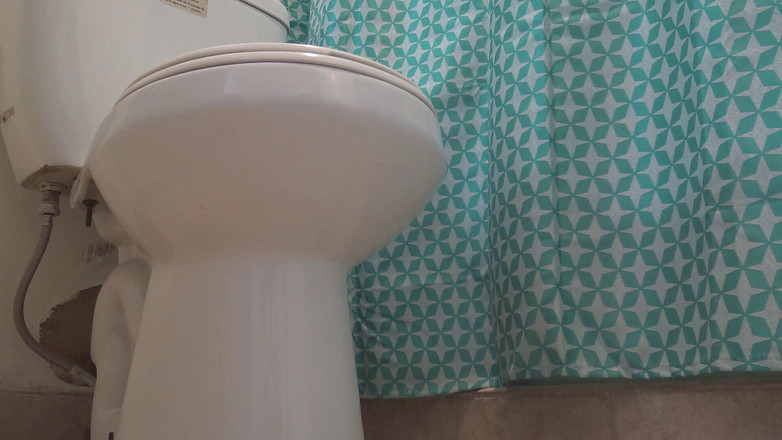 Tropical Lust: Kendra quasi si è pisciata nei pantaloni!