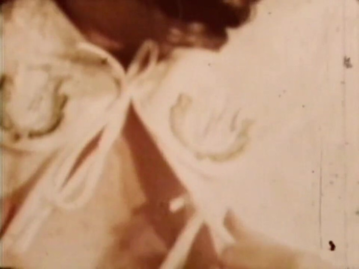 Vintage Usa: She takes the big cock and smiles