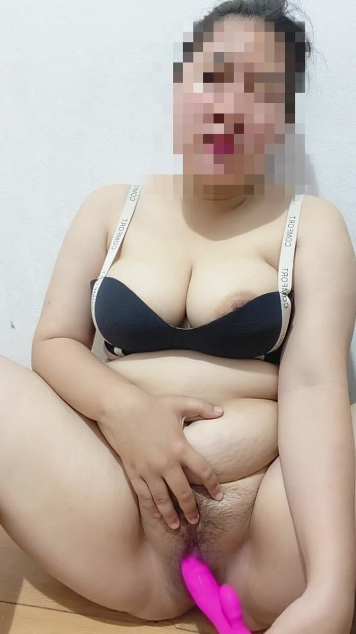 Vaginabig88: Jane Is Lonely Babe