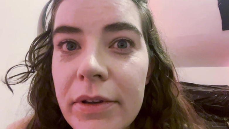 babycarriexx: Masochistic Girlfriend Begs to Cum After Punishment