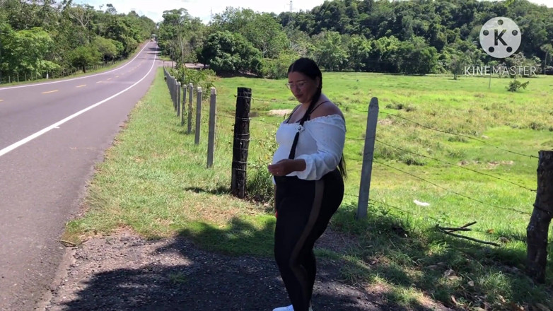 Lexly_16: Stranger Fucks Me for Money Outdoors